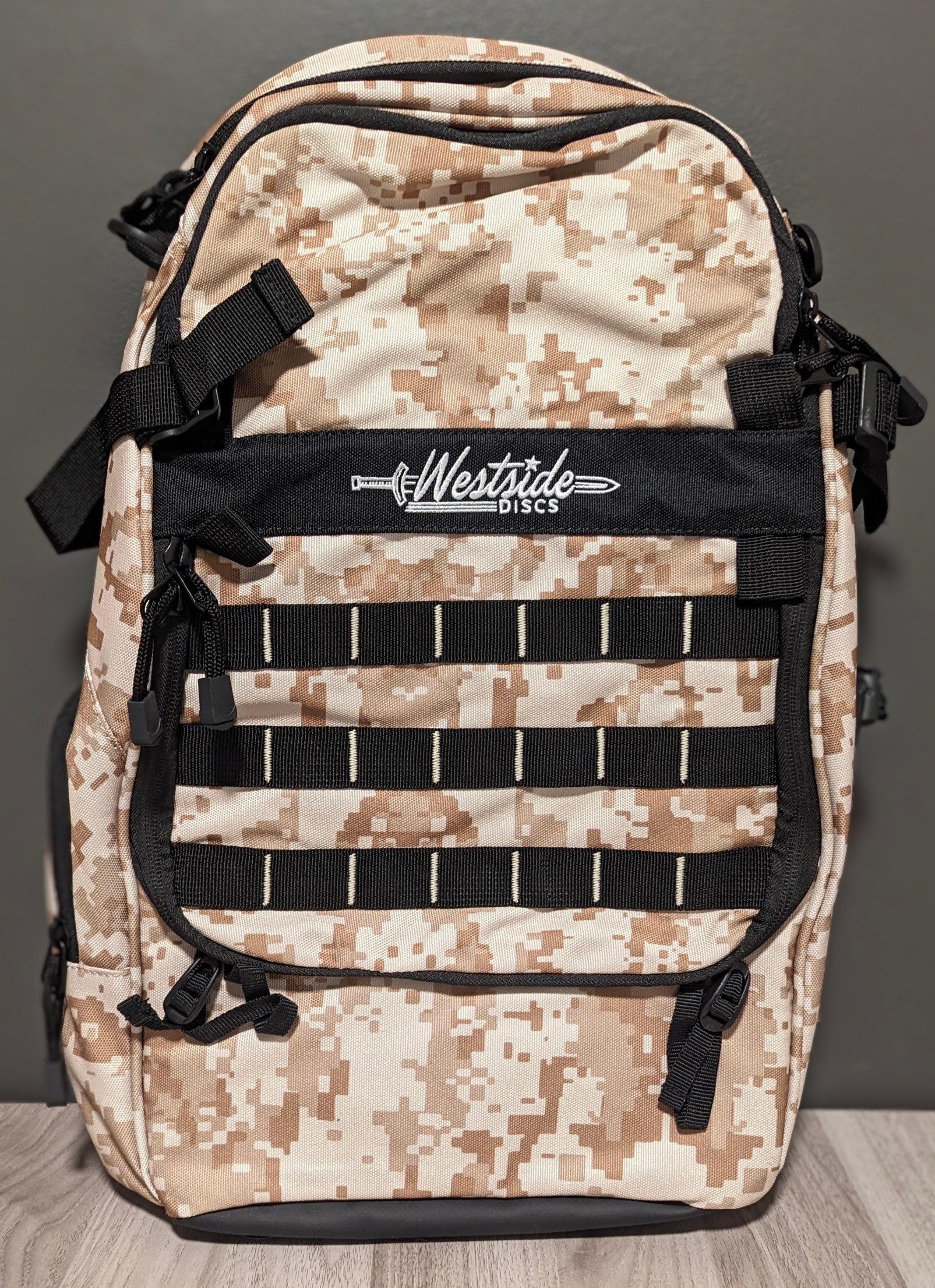 Westside disc refuge authentic pack camo disc golf bag brand new